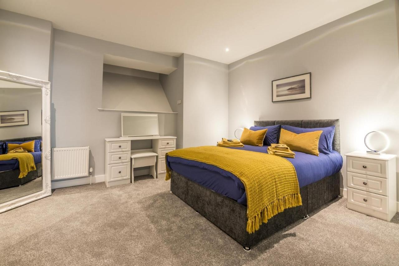 Tipyn O Haul - 1 Bedroom Apartment - Tenby Esterno foto